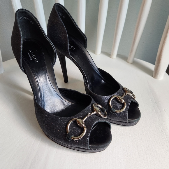 Gucci black shimmery pumps 37 1/2 US 7.5 - Picture 1 of 12